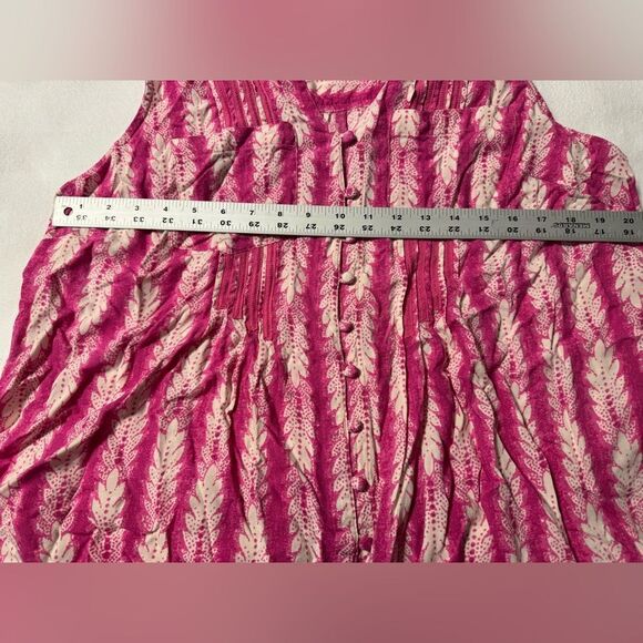 caffe marrakesh Pink Pattern Top | Leaf Pattern | Size Large | Button Front - Picture 4 of 8